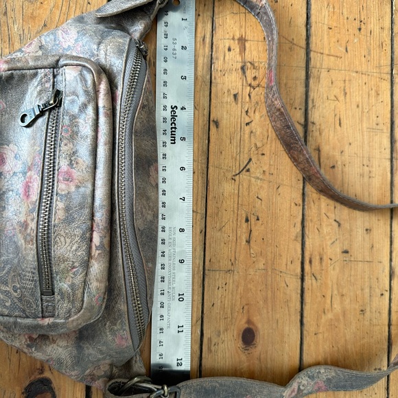OdiLynch bum bag - Picture 5 of 10